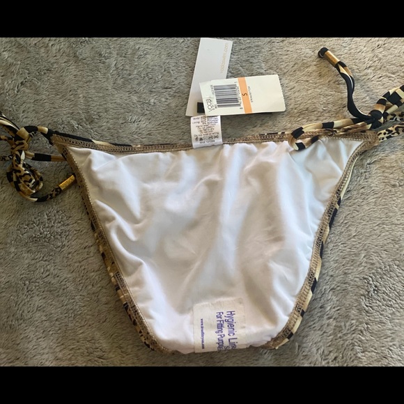 ✨Voda Swim NWT Bikini Bottom✨ - Picture 5 of 5